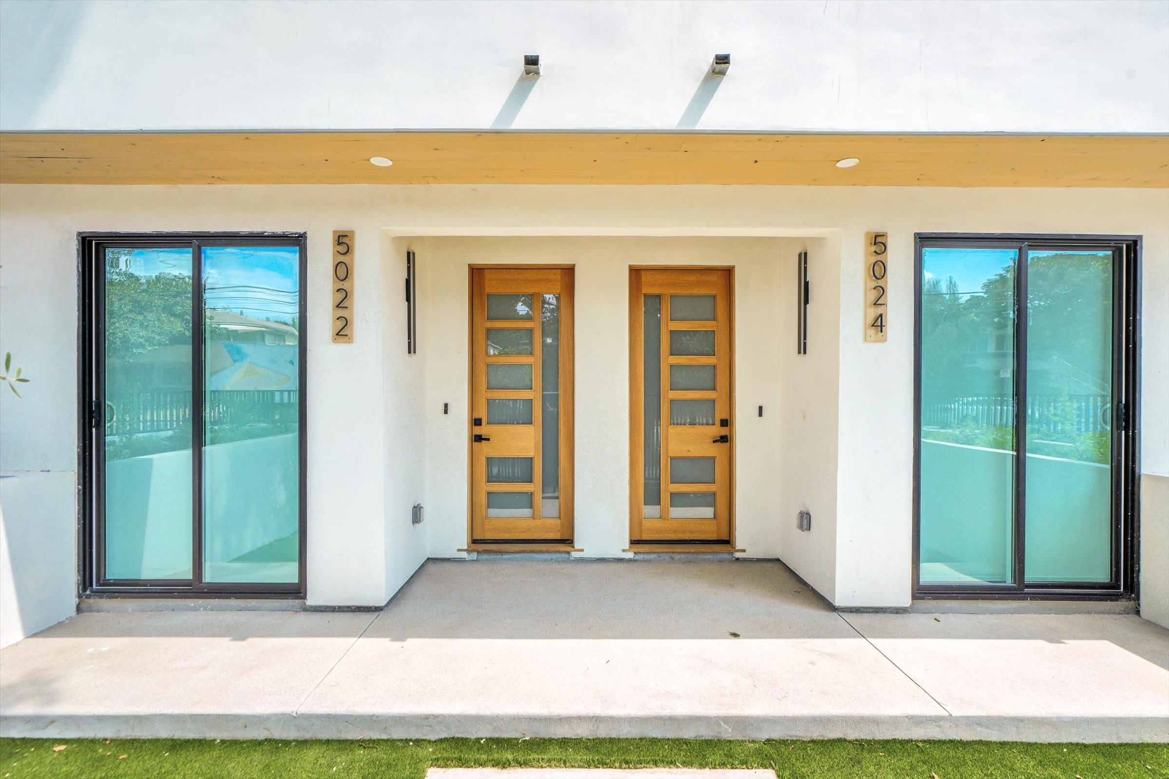 5022 Cahuenga Blvd – photo 4
