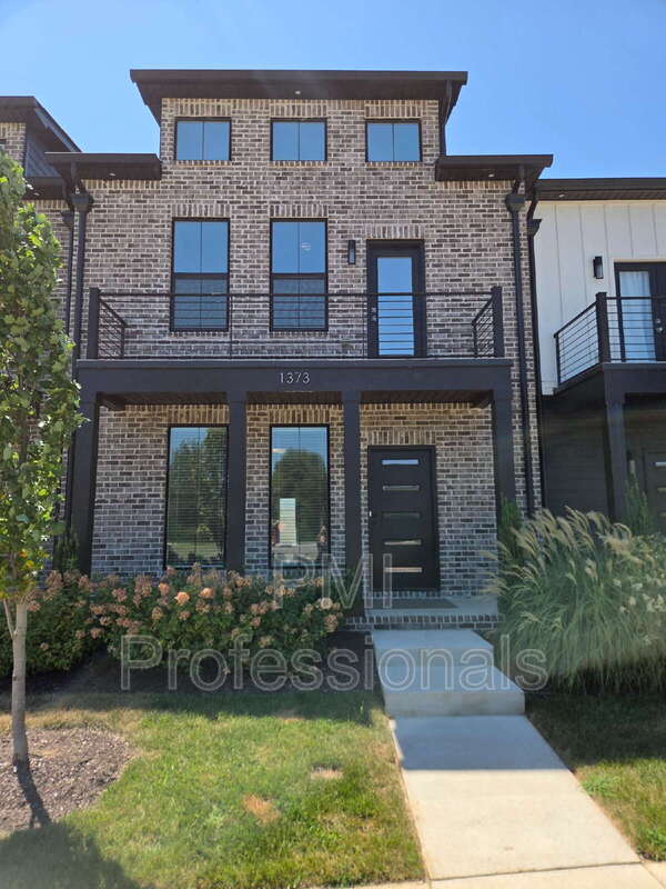 1373 Rebecca Johns Dr – photo 1