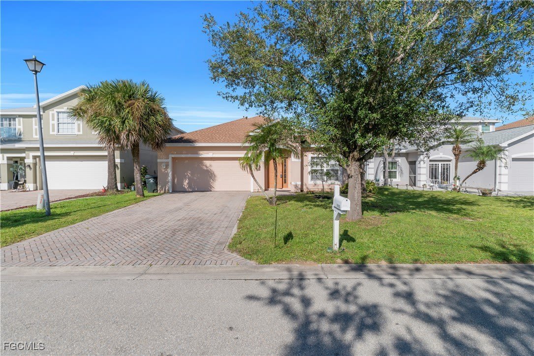 8125 Silver Birch Way – photo 2