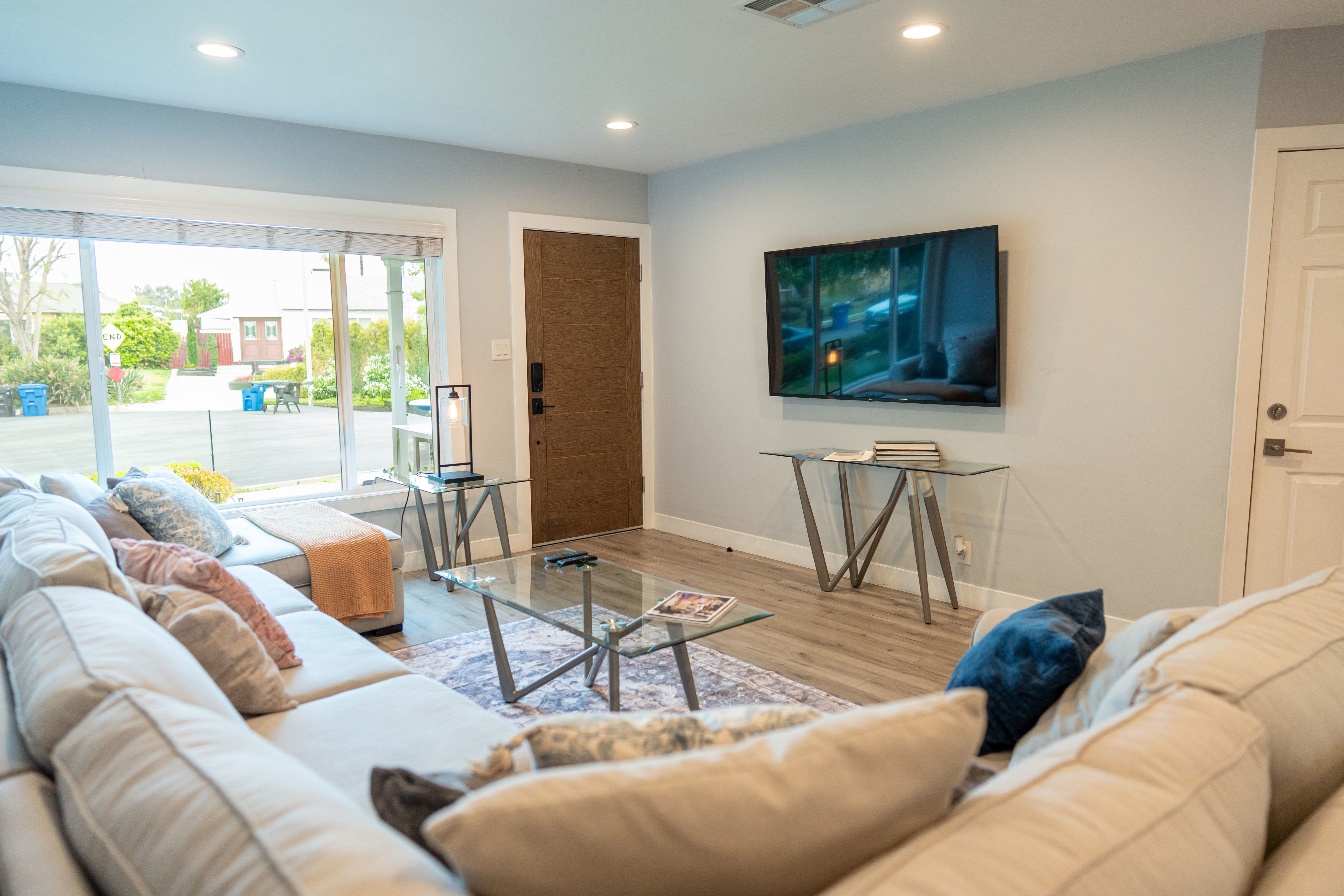 18033 Duncan St – photo 2