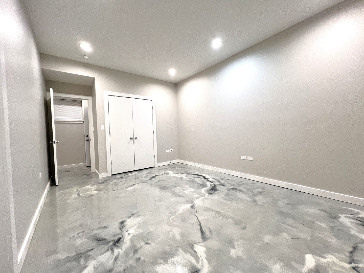 4853 W Nelson Street – photo 5