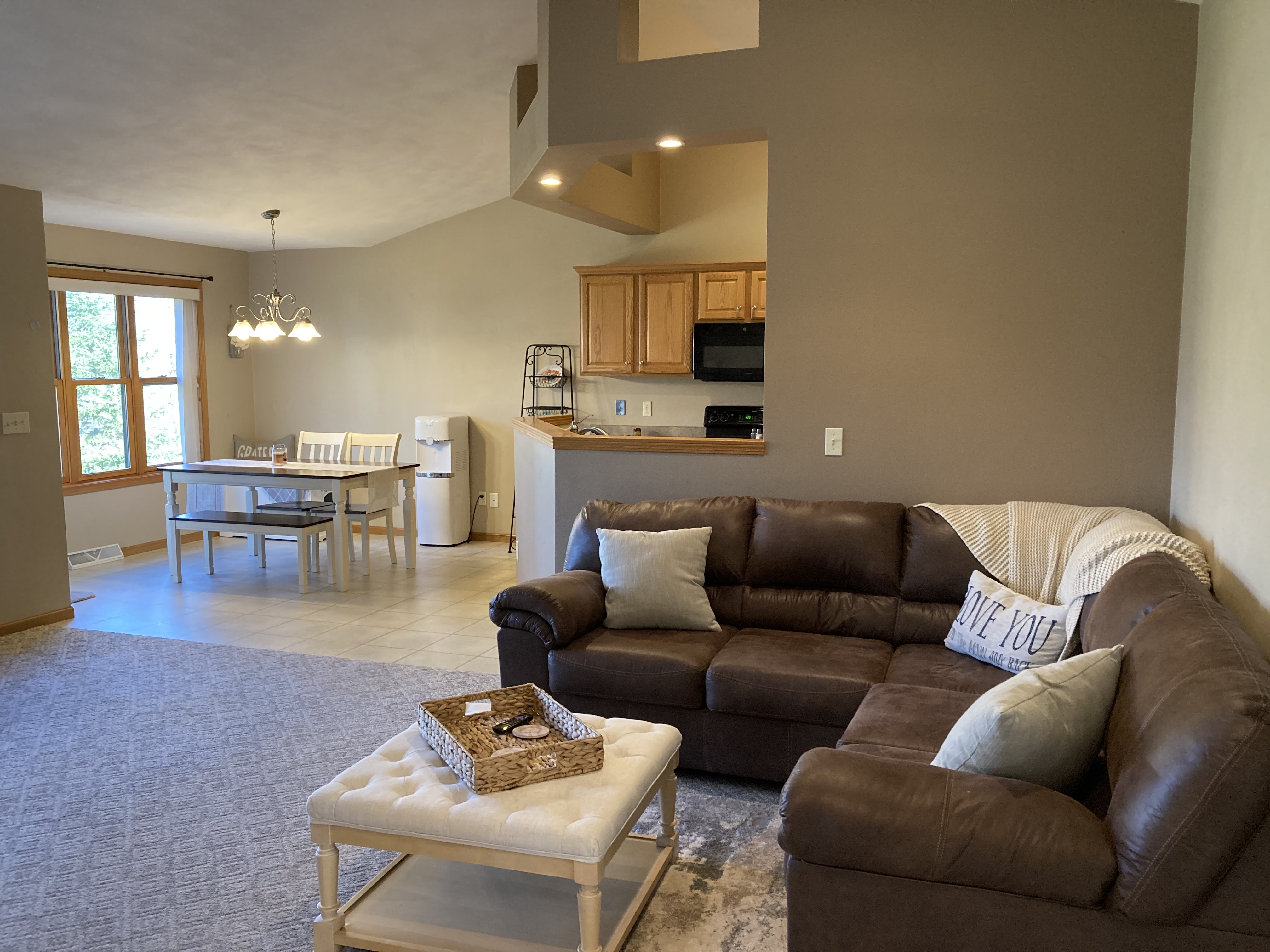 121 Jacquot St – photo 3