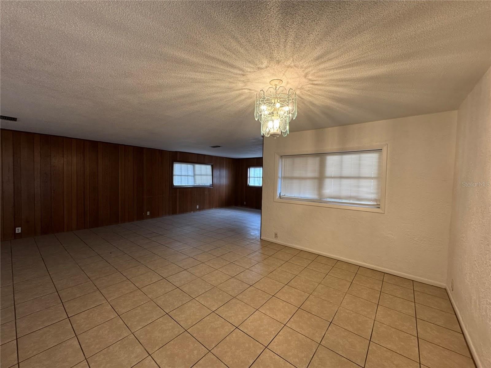 25 E Street – photo 2