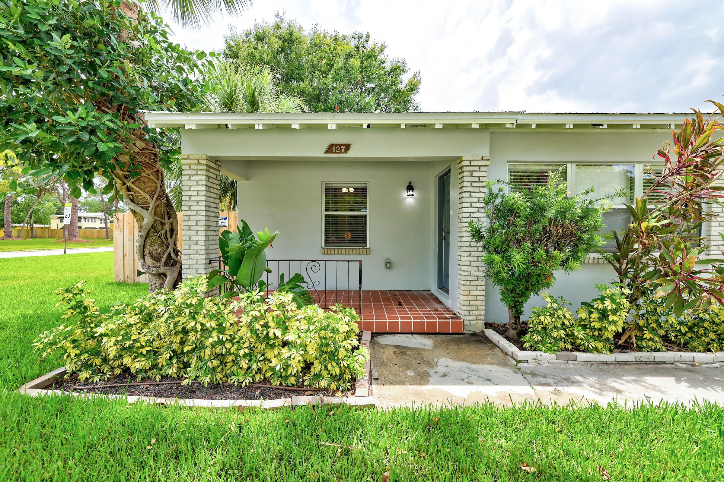 127 S 10th Street – photo 4