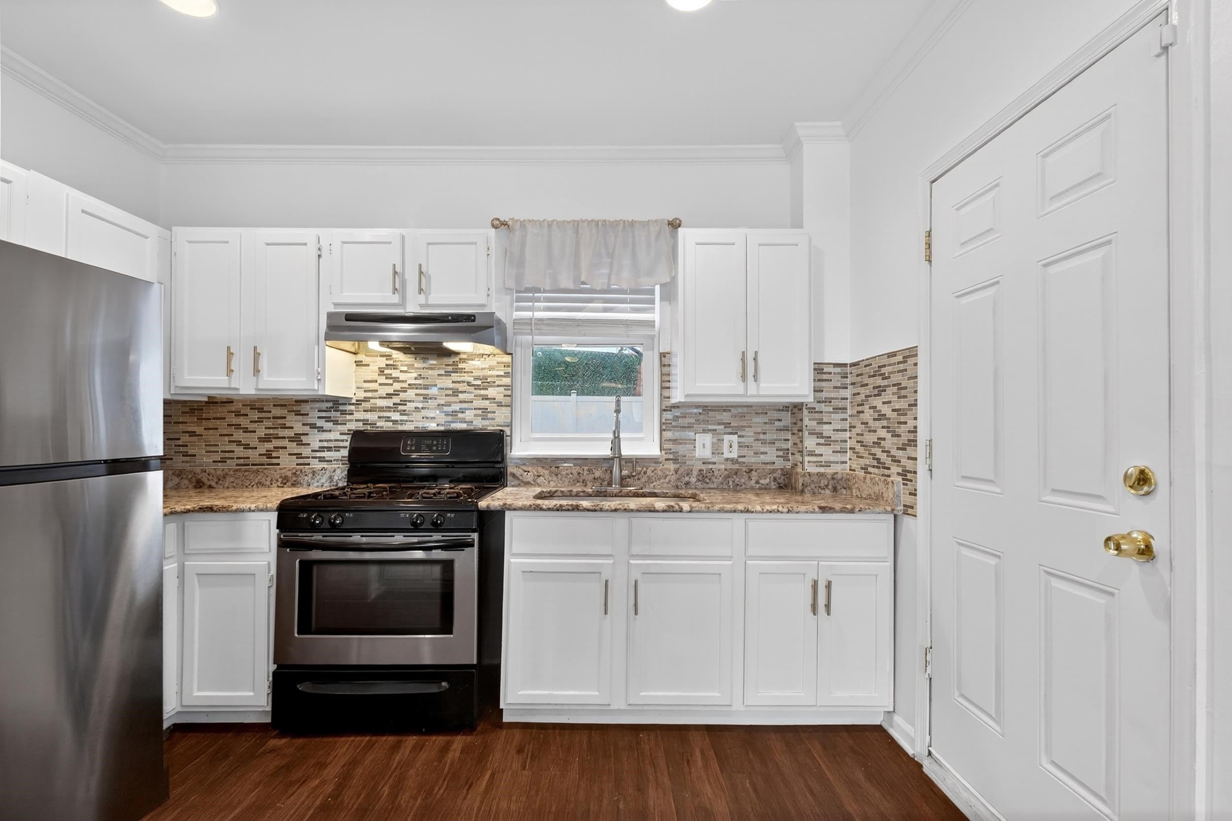 104 MCADOO AVE – photo 2
