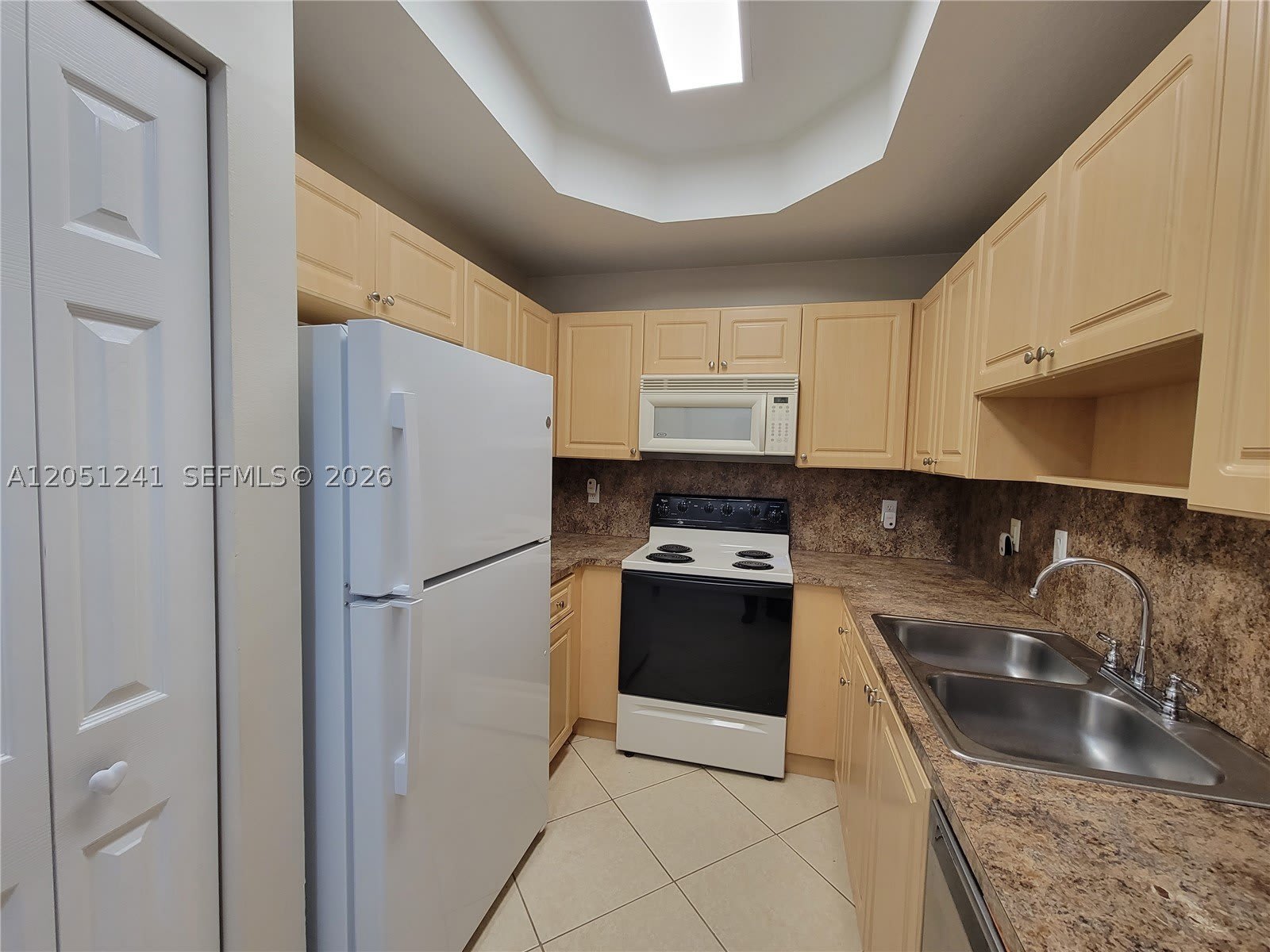 2335 Mariner Ct – photo 4