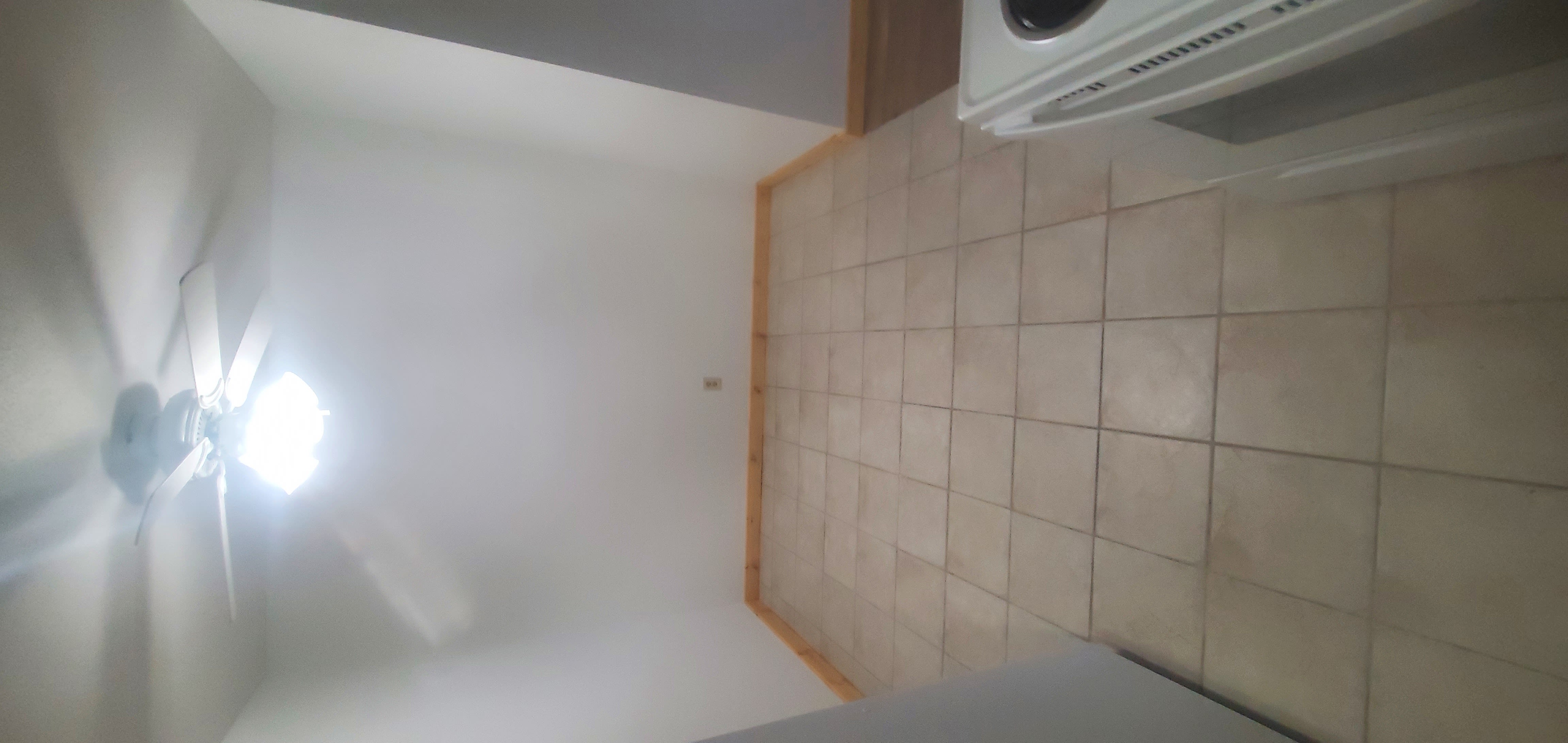 1705 La Cres St – photo 3