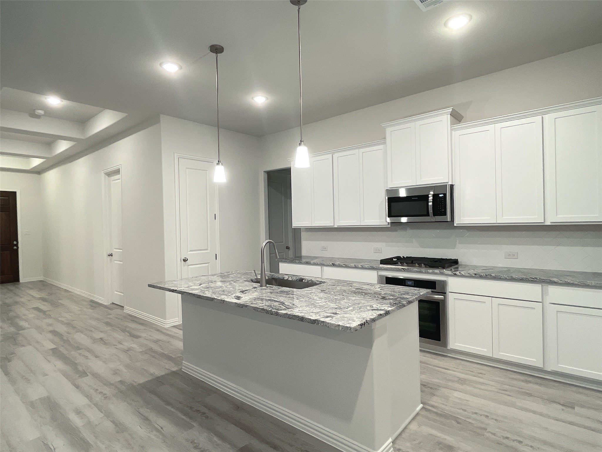 501 Orchard Place – photo 3