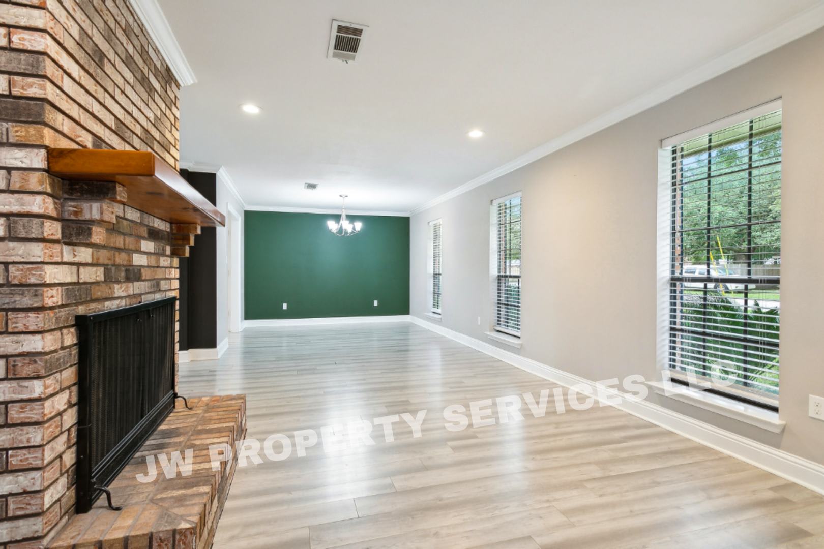 Spacious 4-Bed, 2-Bath Slidell Home with Full Appliance Package Included! – photo 2
