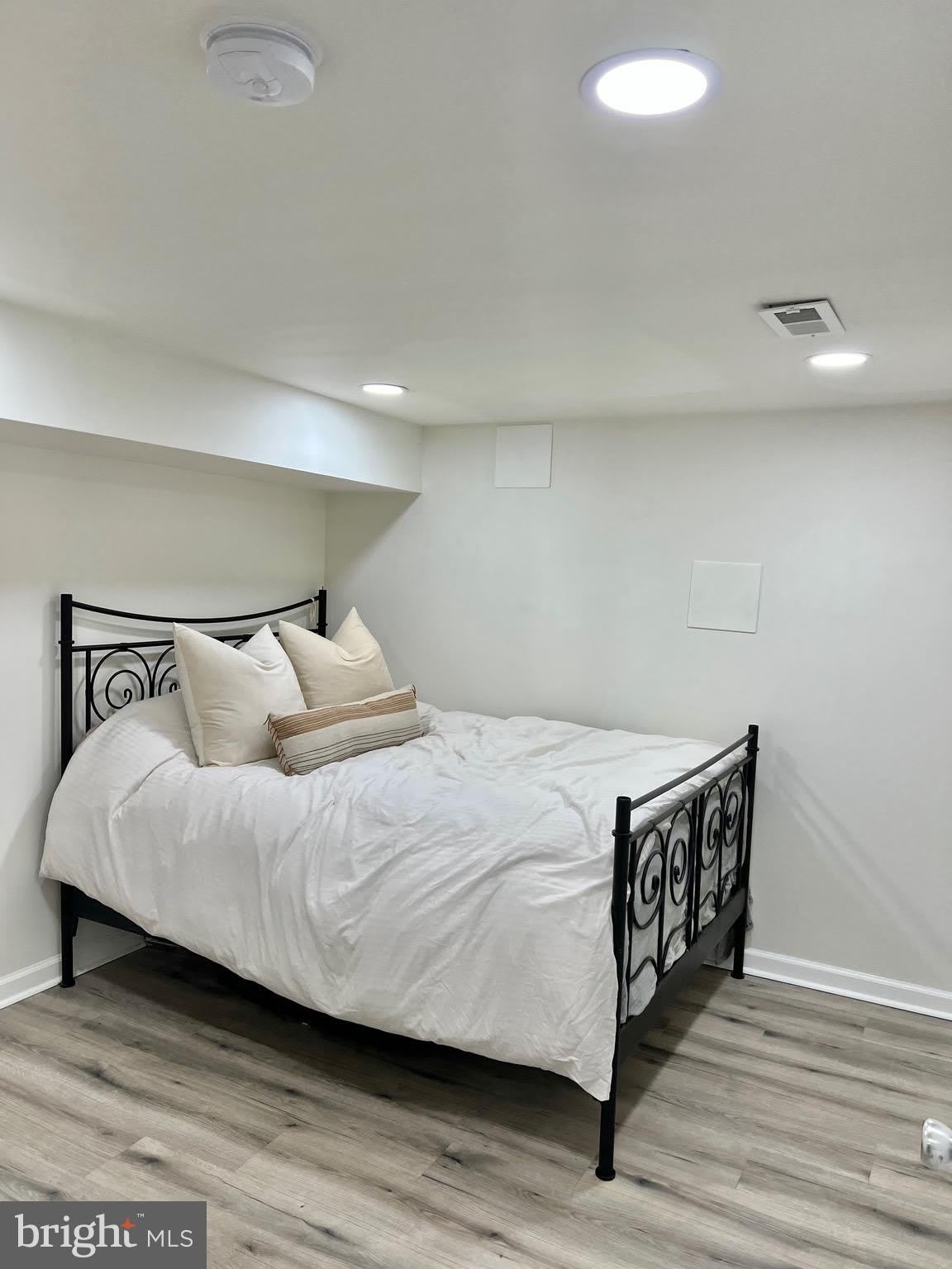 1114 45TH Street NE – photo 2