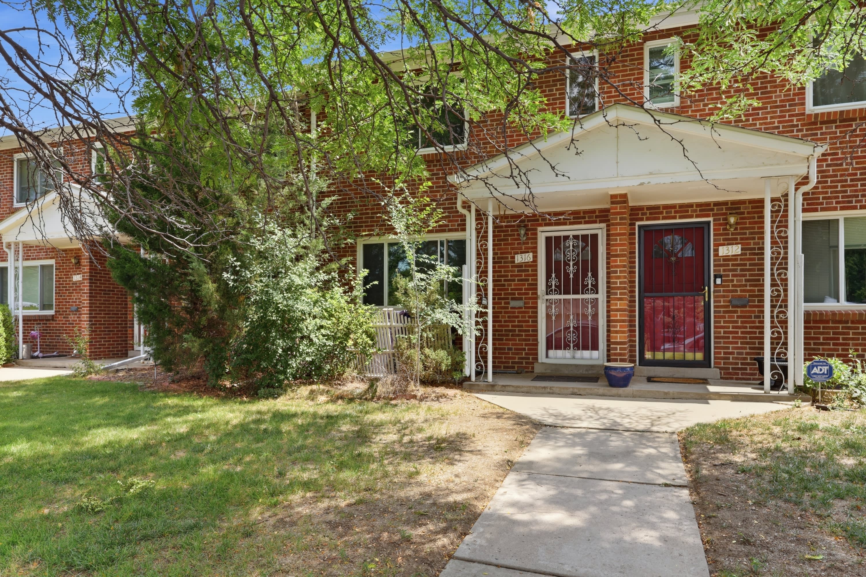 1316 Ivanhoe Street – photo 1