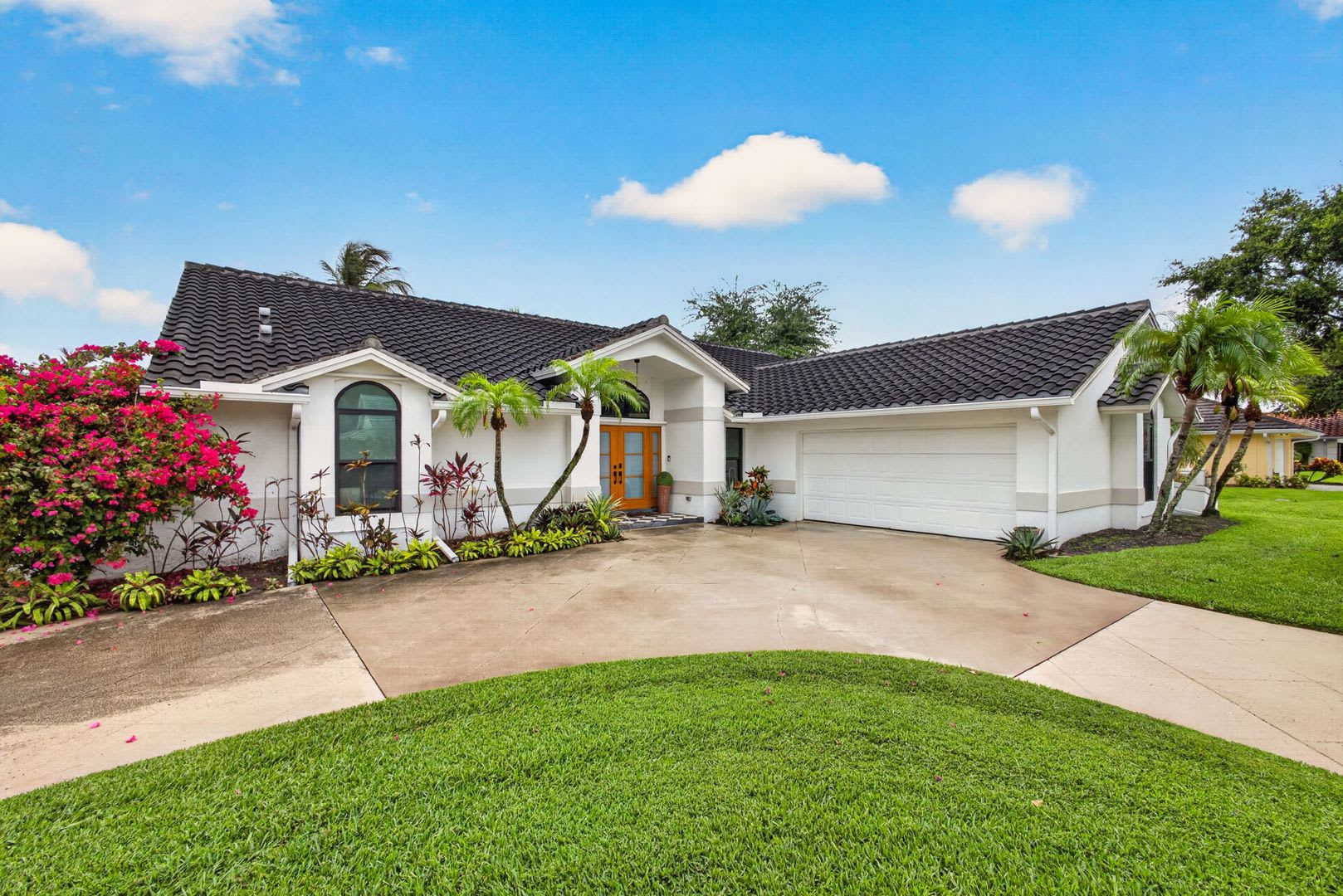Frenchman’s Landing gated community Resort-Style Living: Pool Home – photo 4