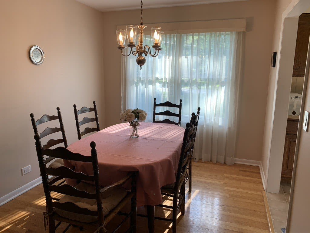1126 Laurel Lane – photo 2