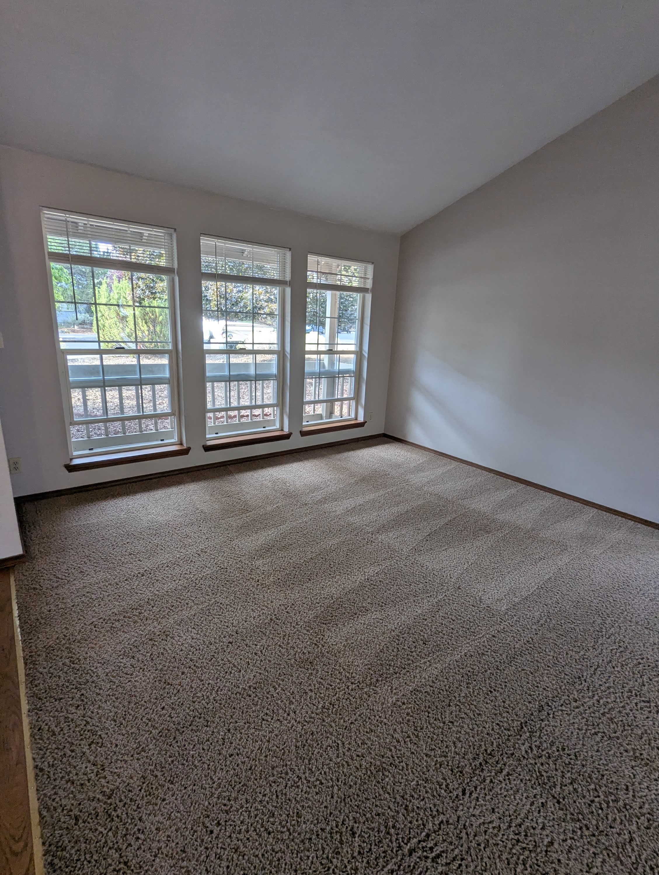1870 Northeast Monroe Avenue – photo 5