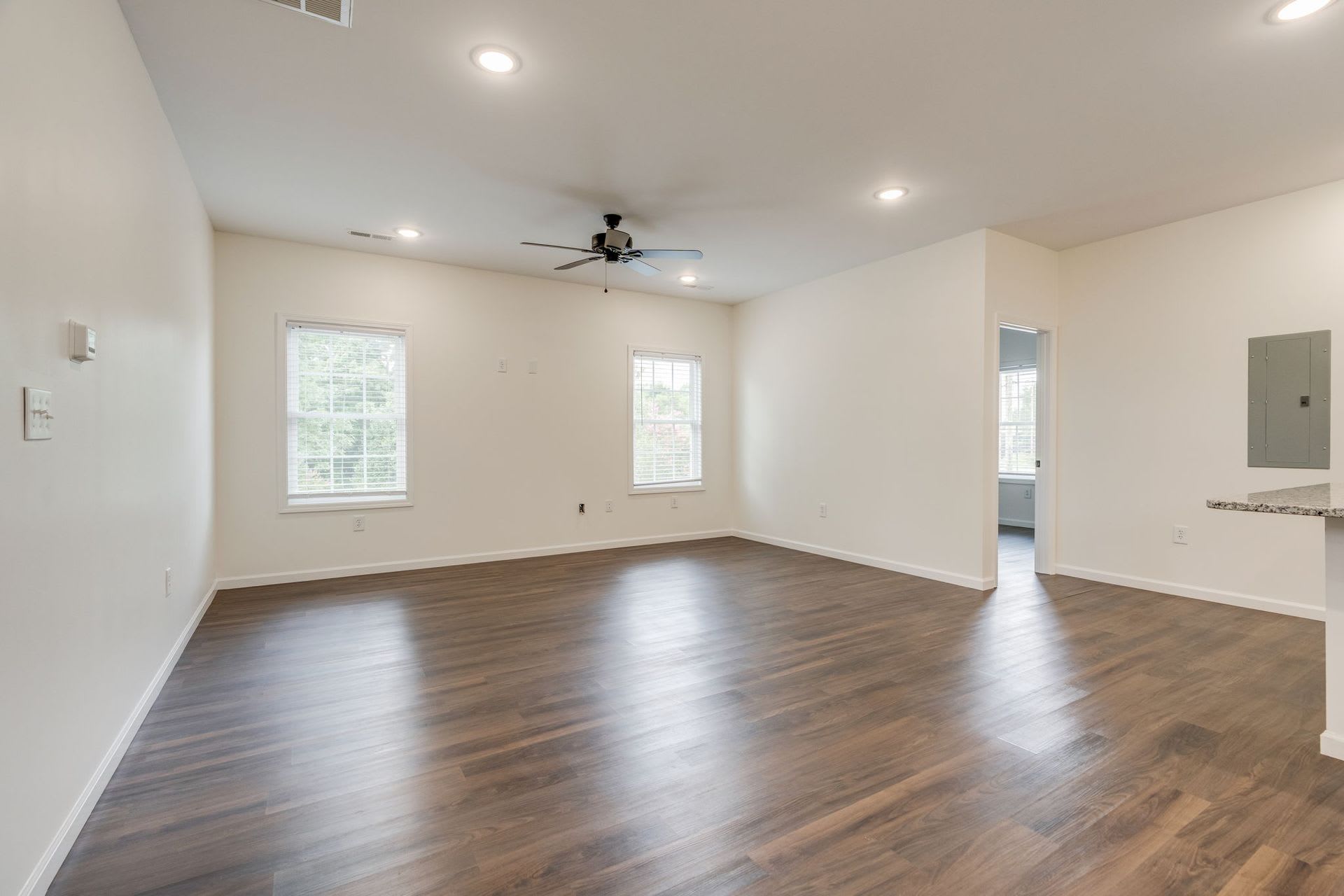 216 McKinley Dr #2, Johnson City, TN 37604 – photo 2