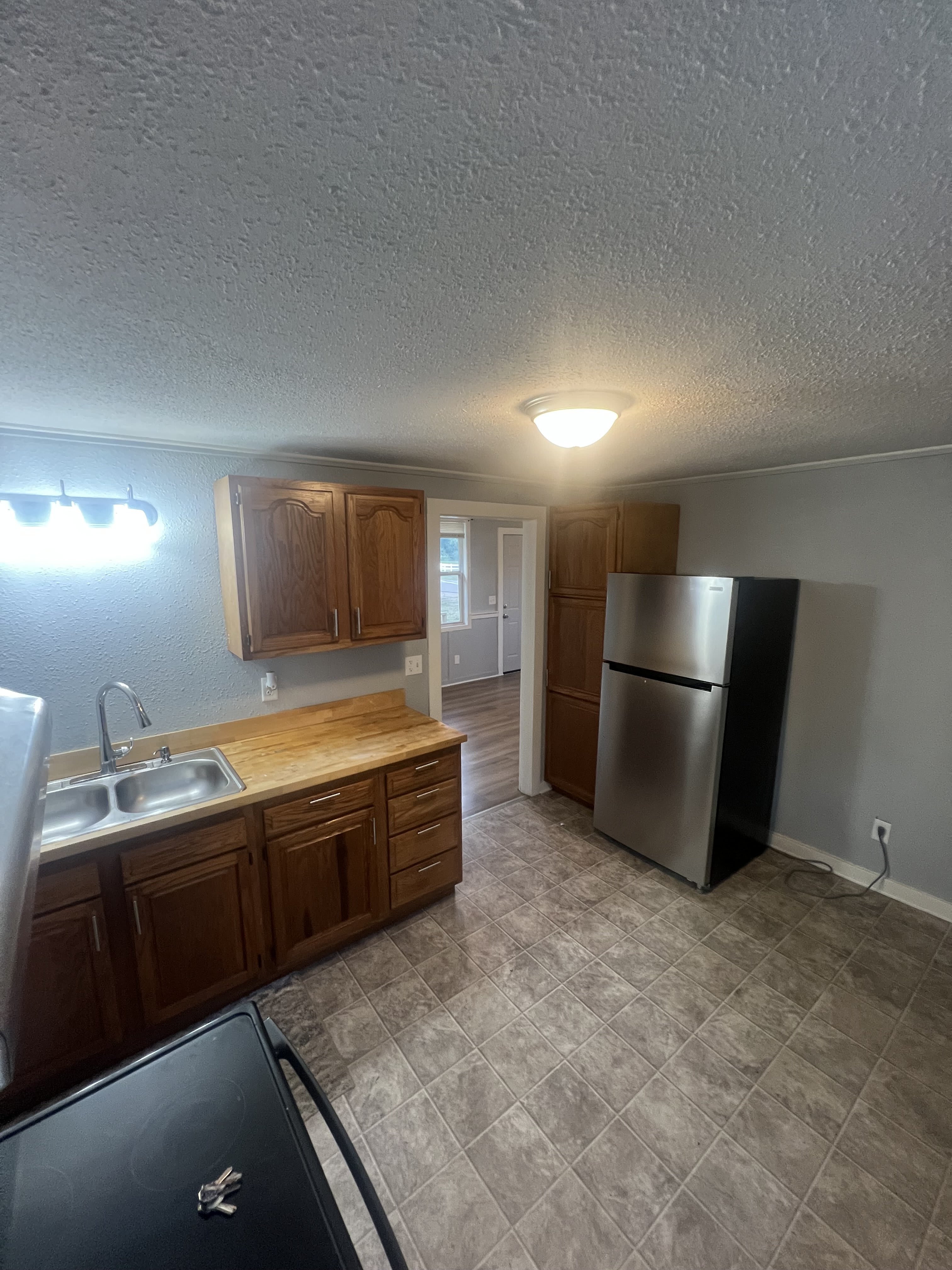 521 Spruce St – photo 5