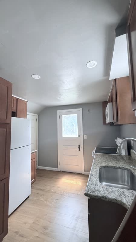 220 Idlewood Road – photo 5