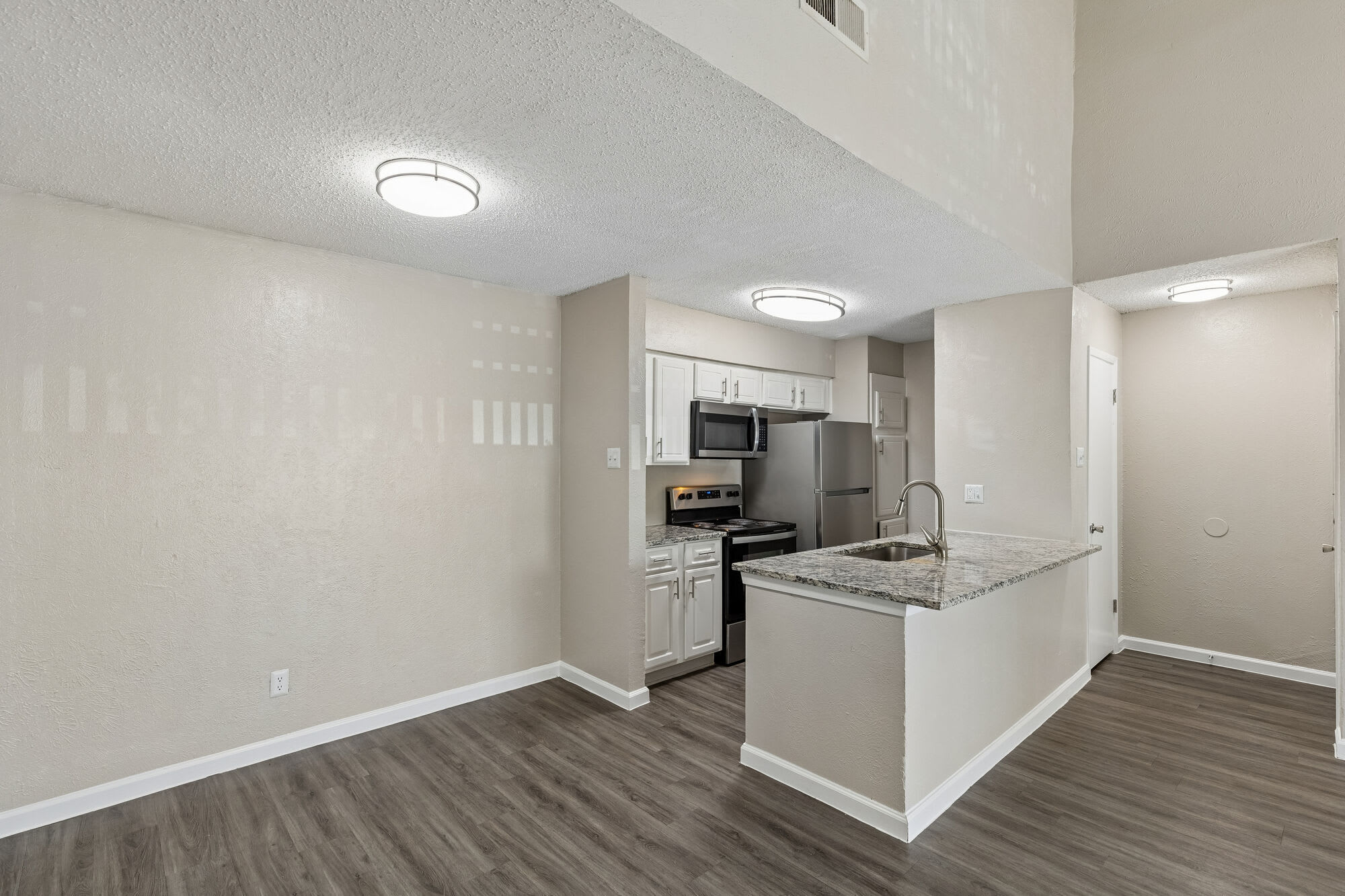 The Lydian Apartments – photo 3