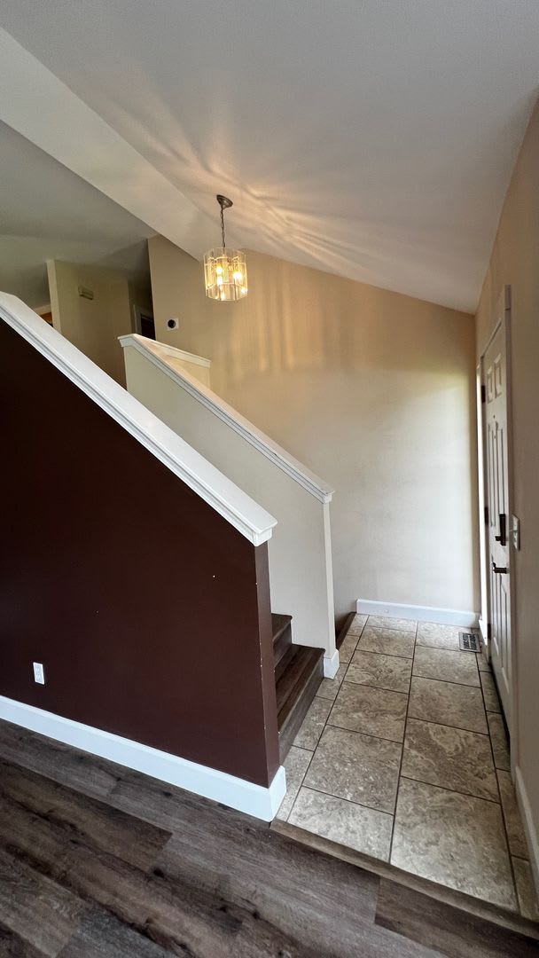 This South Hill Bright and Spacious 3 bed, 2 bath single family home, Near Glenrose available now! – photo 2