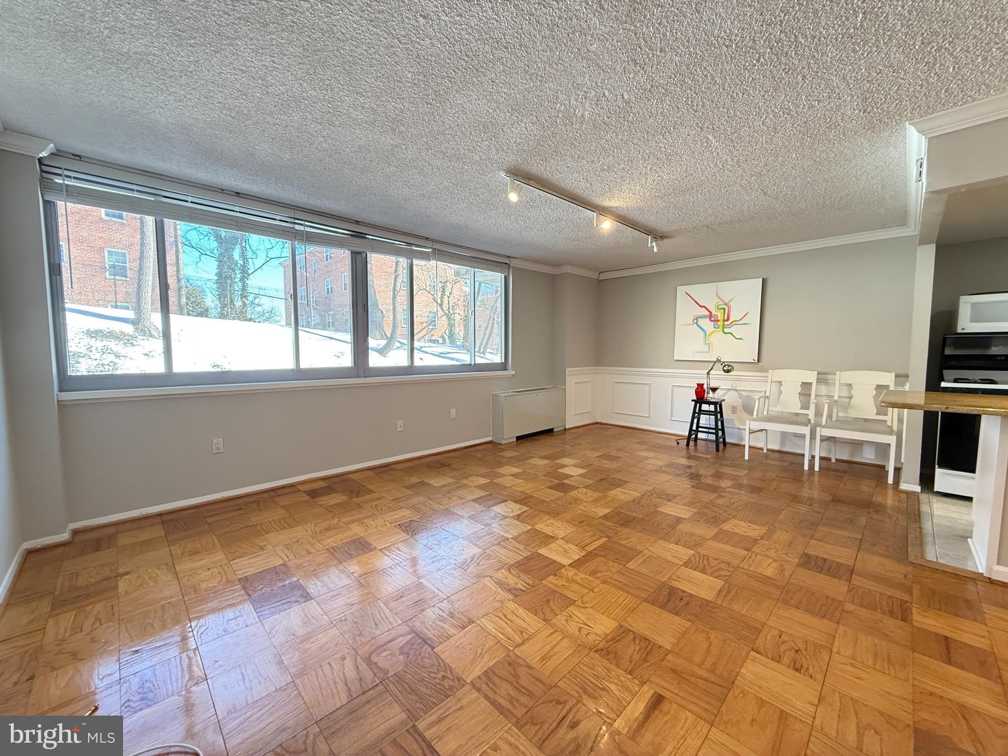 5353 COLUMBIA PIKE 208 – photo 2