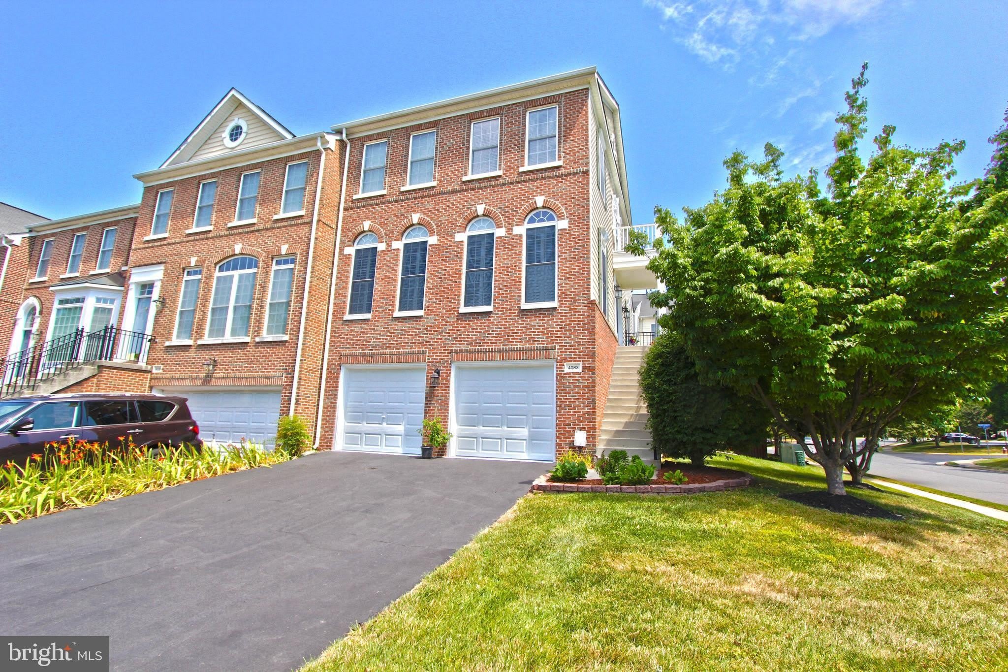 4083 WALNUT COVE Circle – photo 1