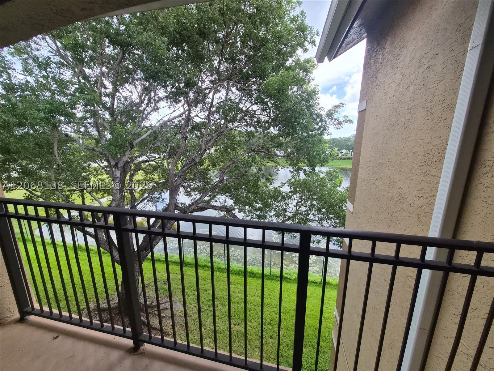 101 SW 117th Ave – photo 2