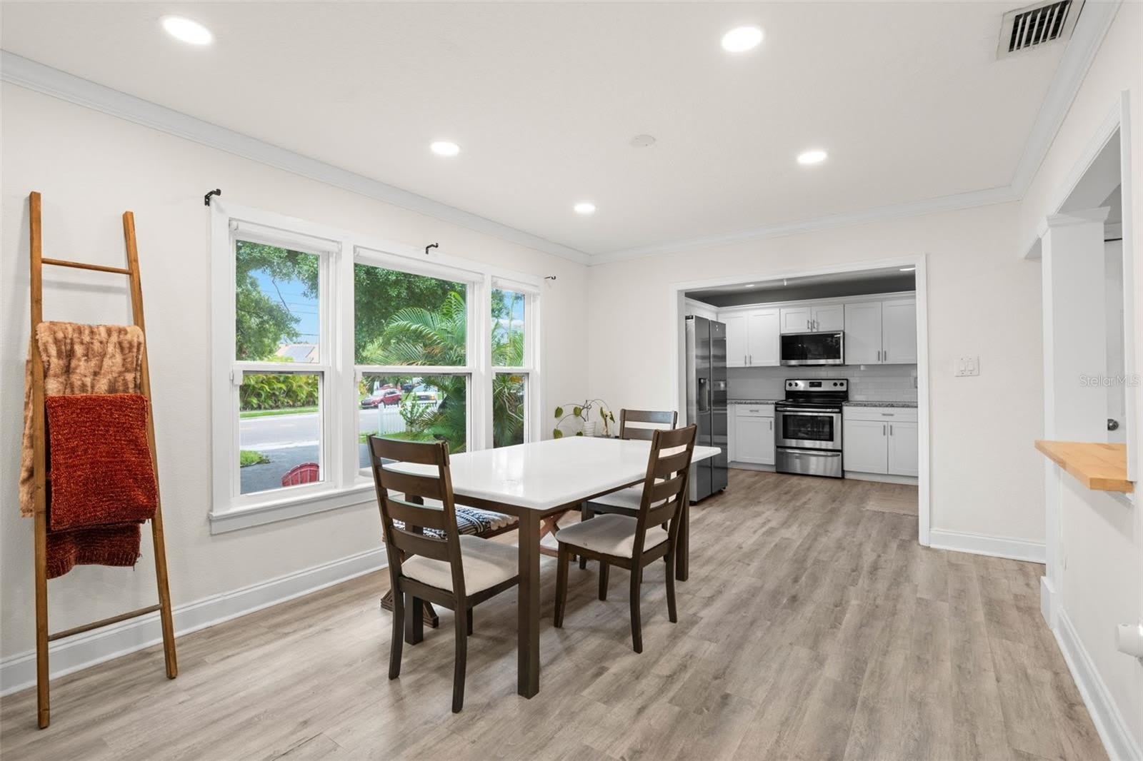 3822 W EUCLID Avenue – photo 3