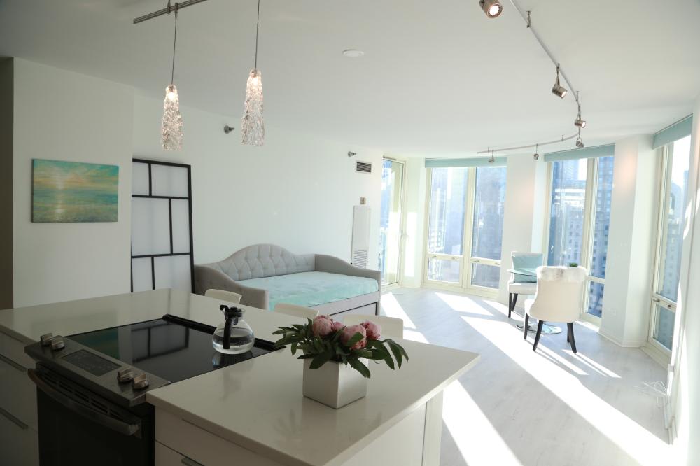 345 N LaSalle – photo 1