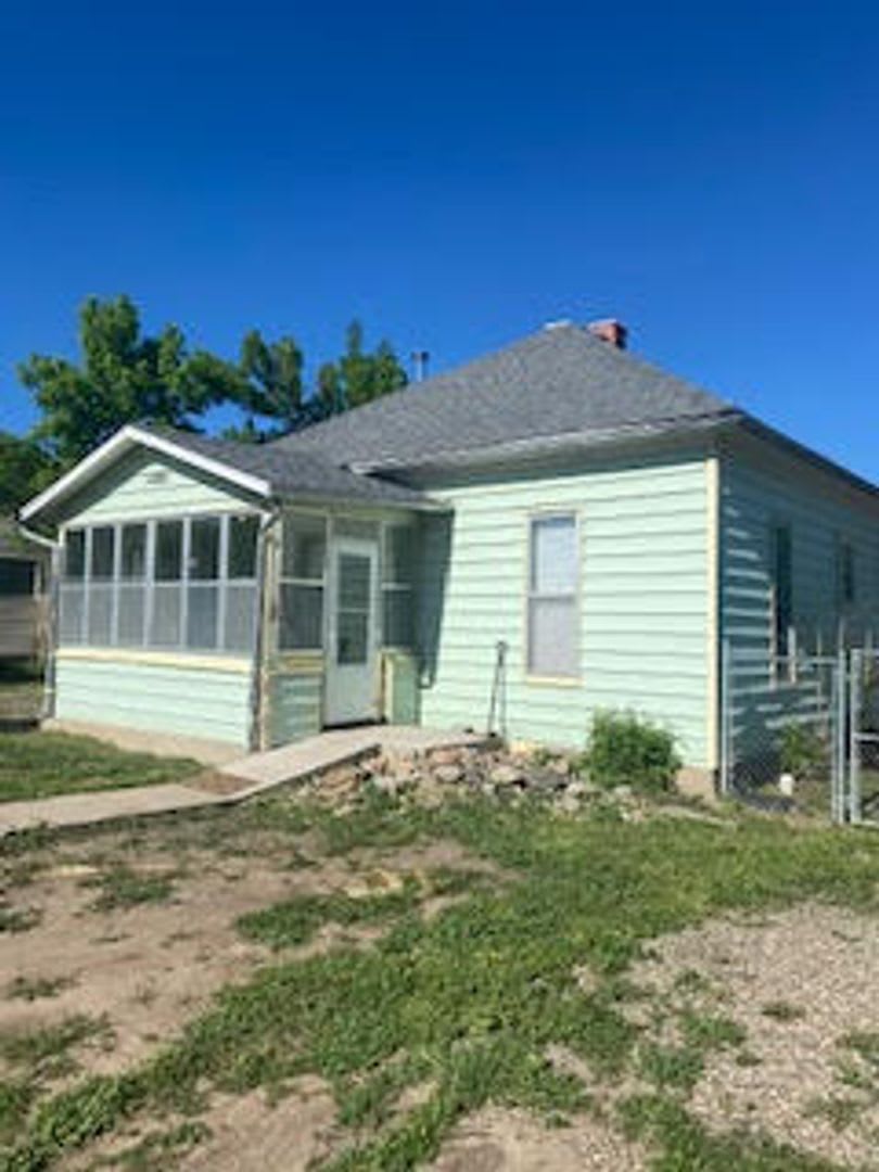 3 Bedroom 1 bath home available soon – photo 2