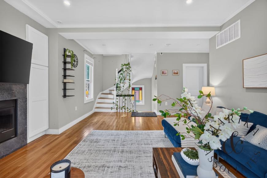 44 Worley St – photo 1