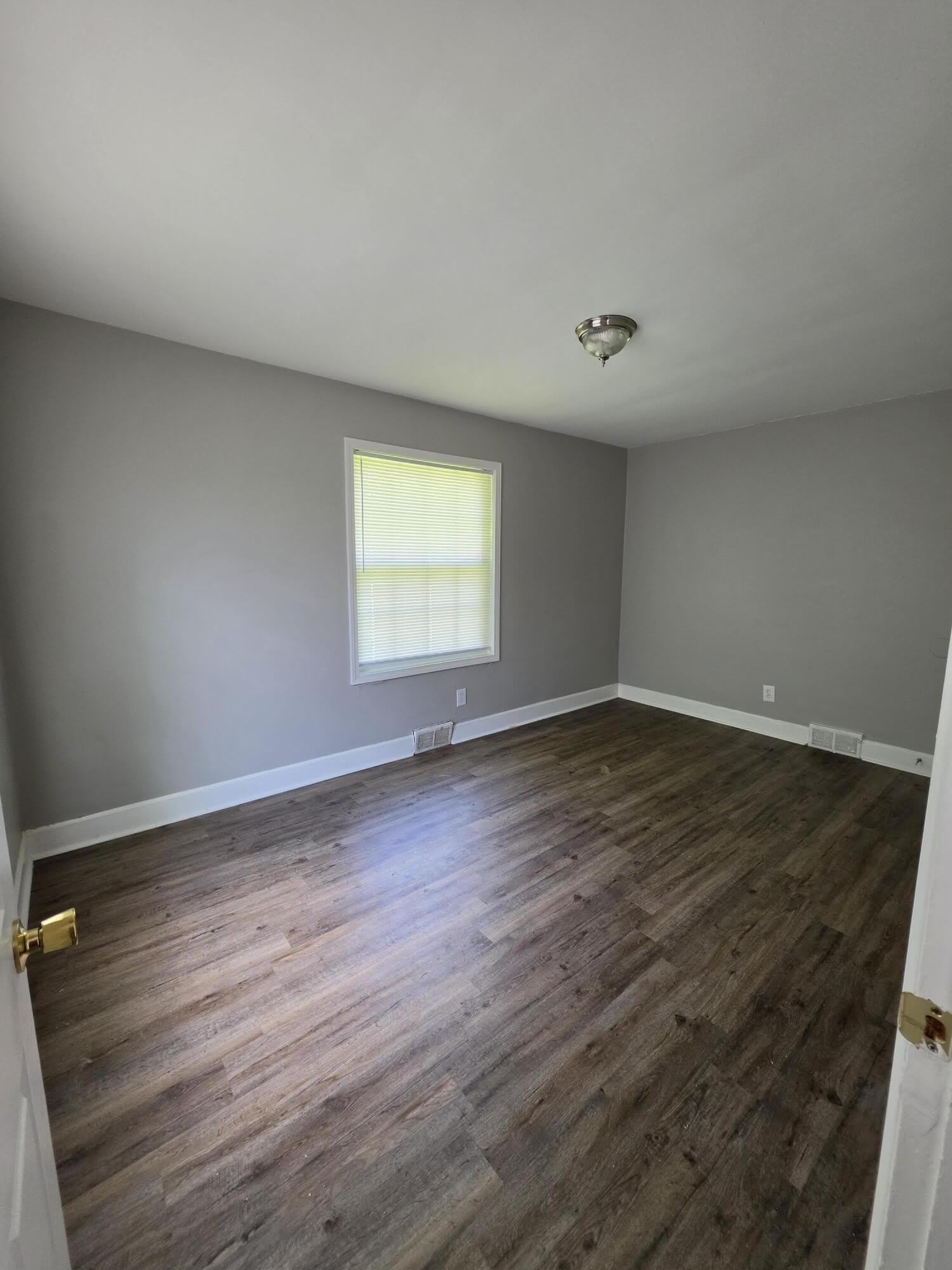 1685 N Forbes Road – photo 5