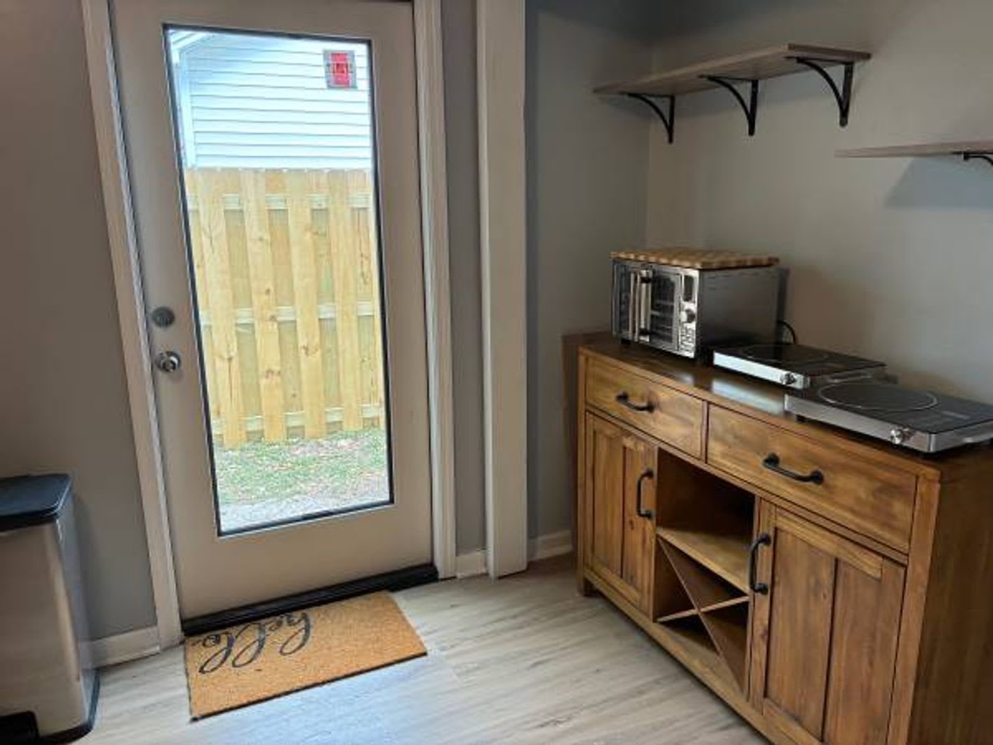 Charming 1 Bedroom 1 Bath Apartment In Wilmington Nc Offering Convenient Living With Utilities Included – photo 5