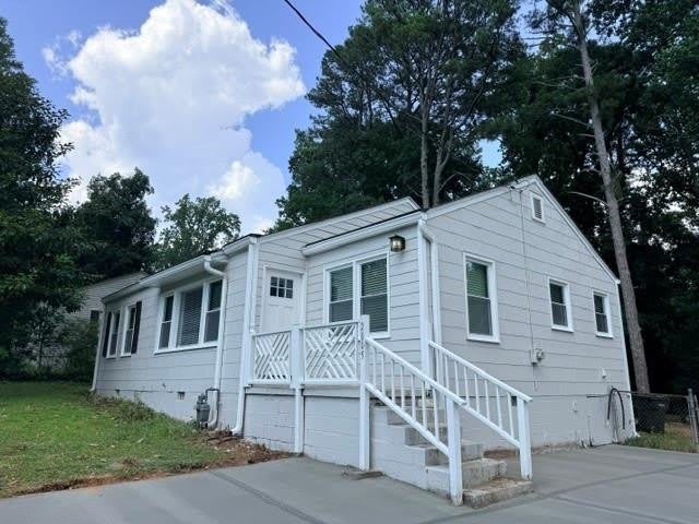 2005 Benson Avenue Se – photo 1