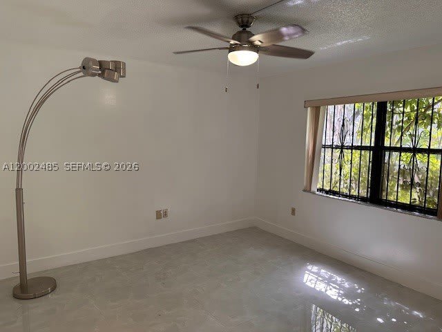 5835 W 20th Ave – photo 2