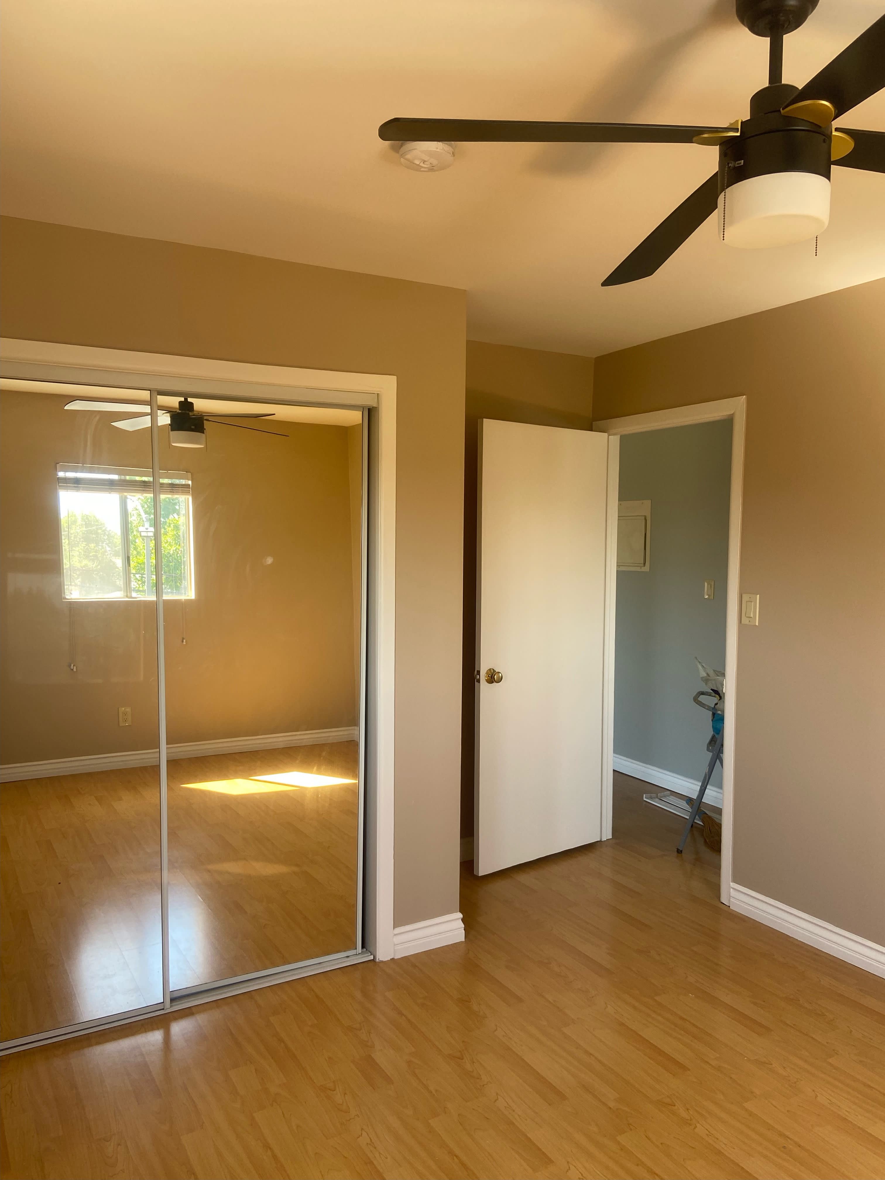 2711 Bellevue Avenue – photo 1