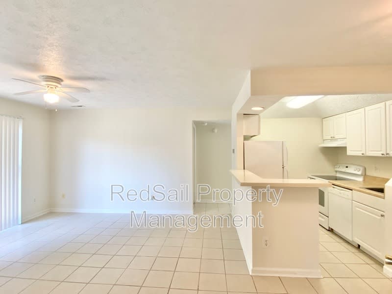 129 Haverford Ct – photo 1
