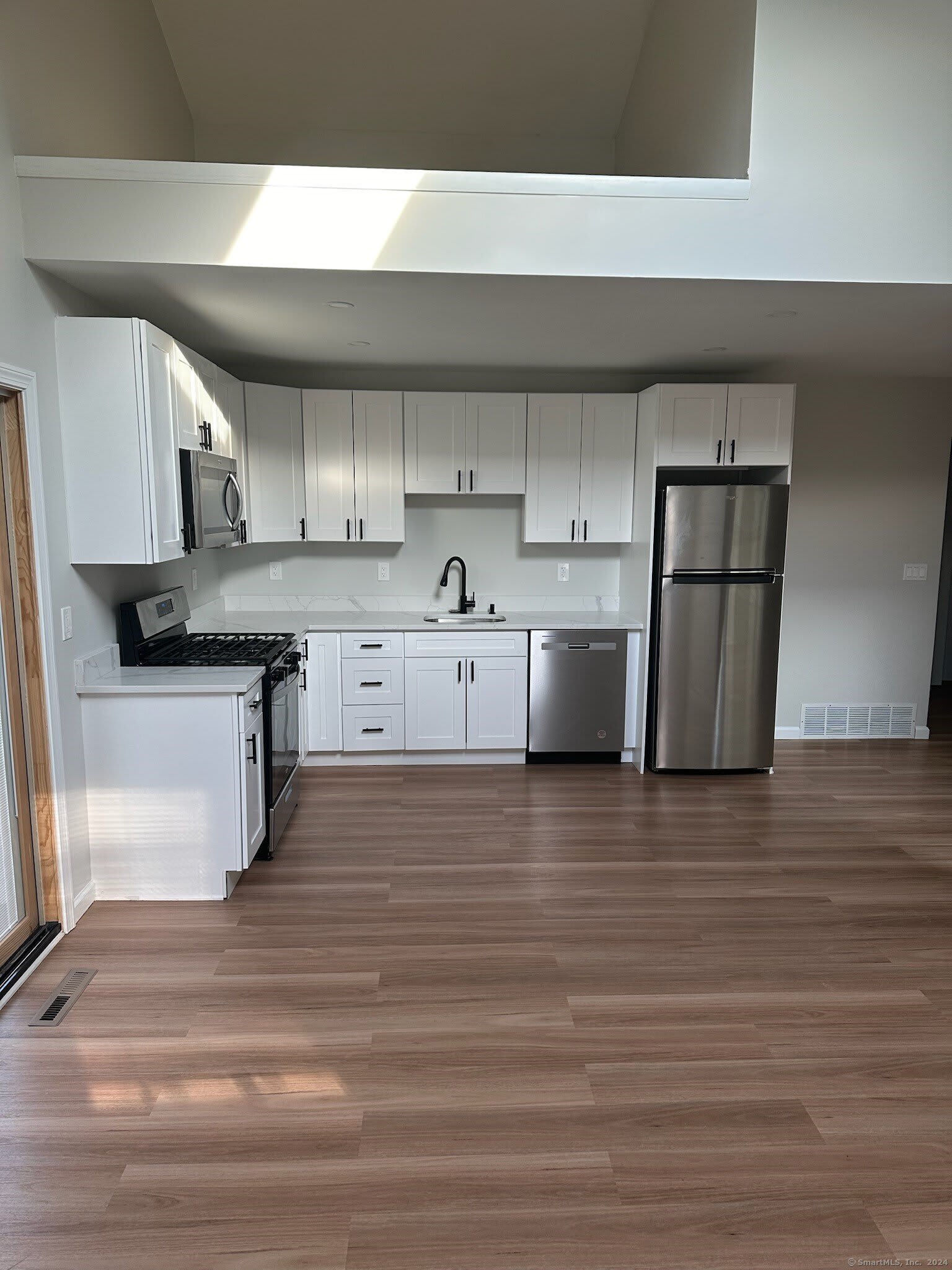 585 Horton Hill Road – photo 1