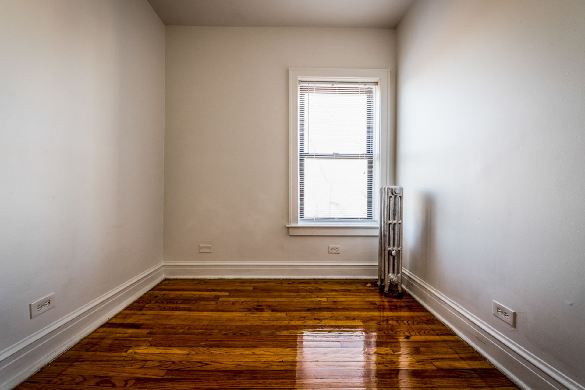 6400 S. Rockwell Street Apartments – photo 5