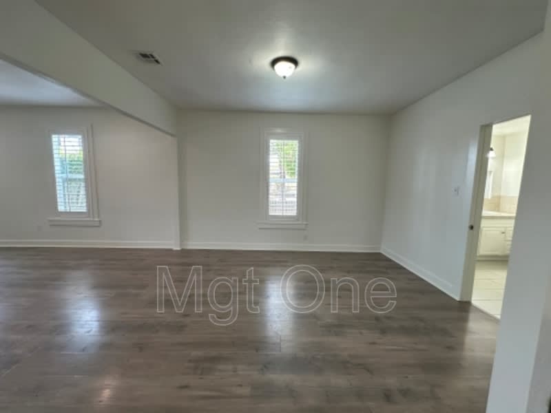 2893 Denton St. – photo 4