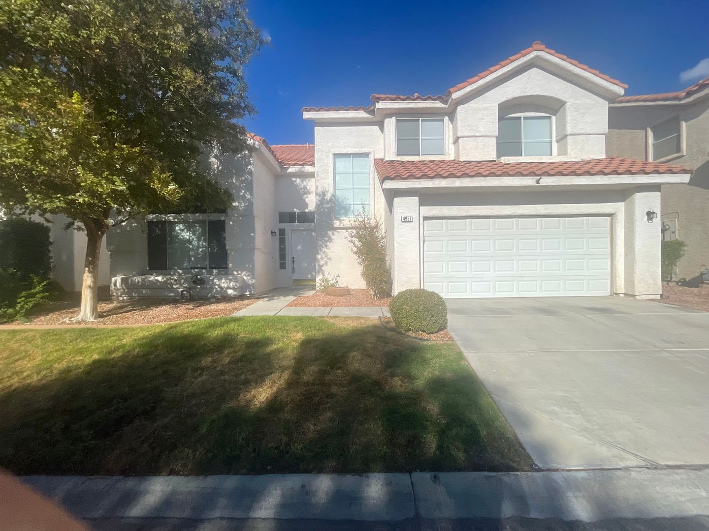 4 bedroom home in Painted Desert with Golf Course Views! – photo 1