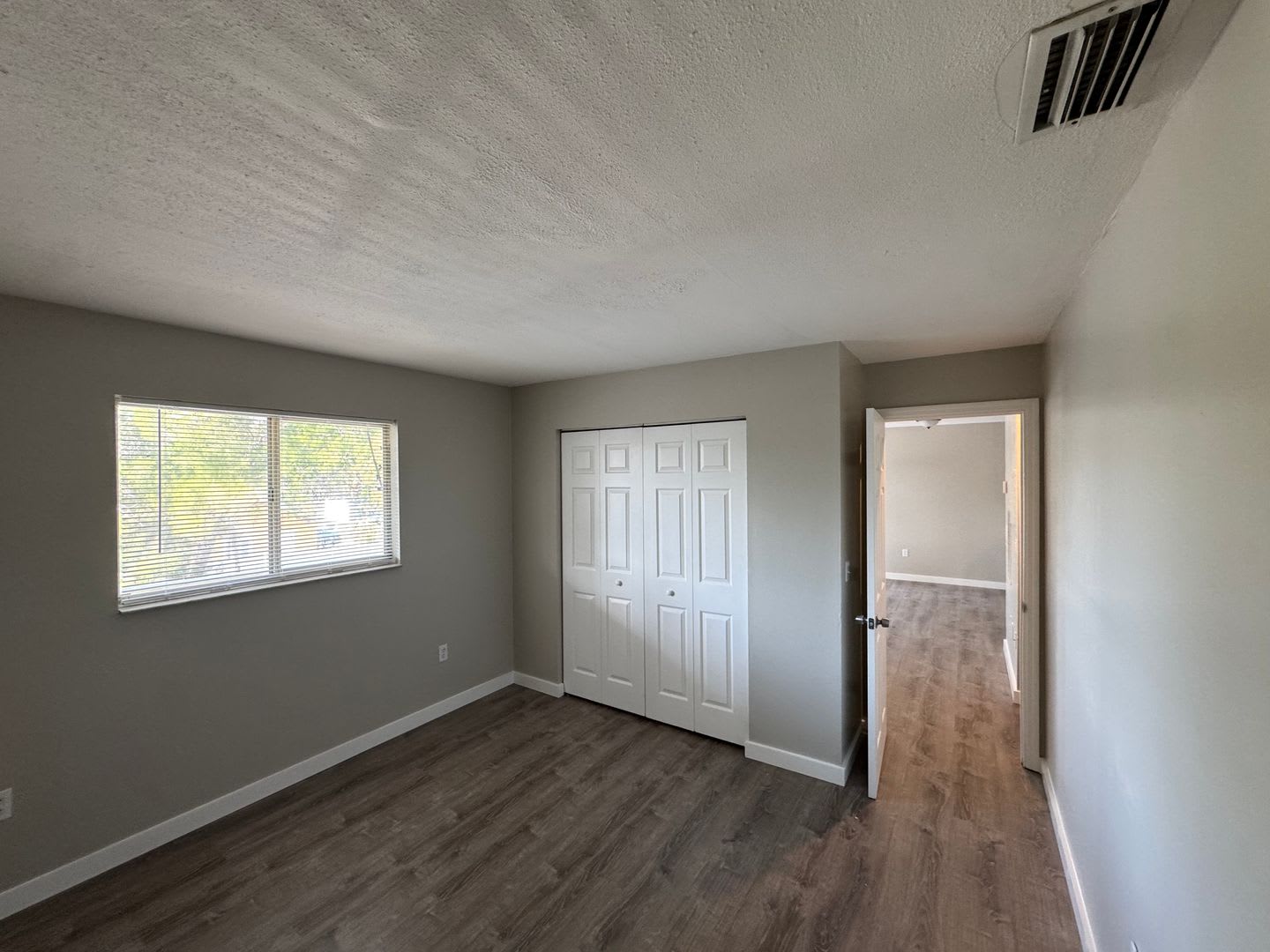 KAI9s 7plex 927 33rd Ave W Bradenton – photo 2