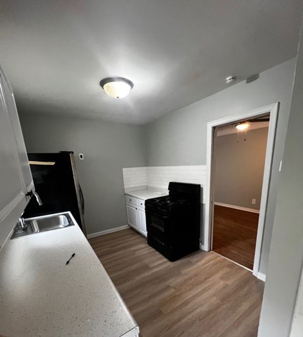 3922 N Lyndale Ave – photo 5
