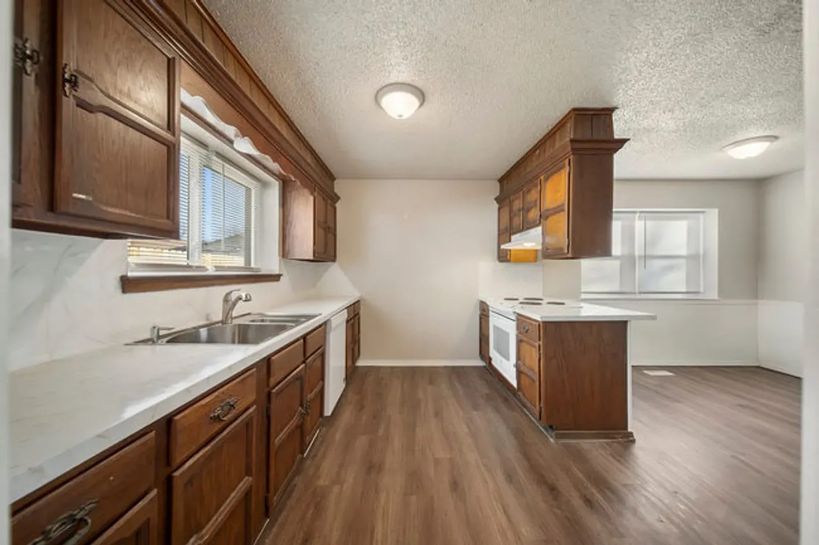 Charming 3-bedroom, 2-bath ranch home with a 2-car garage, ready for its next owner! – photo 5