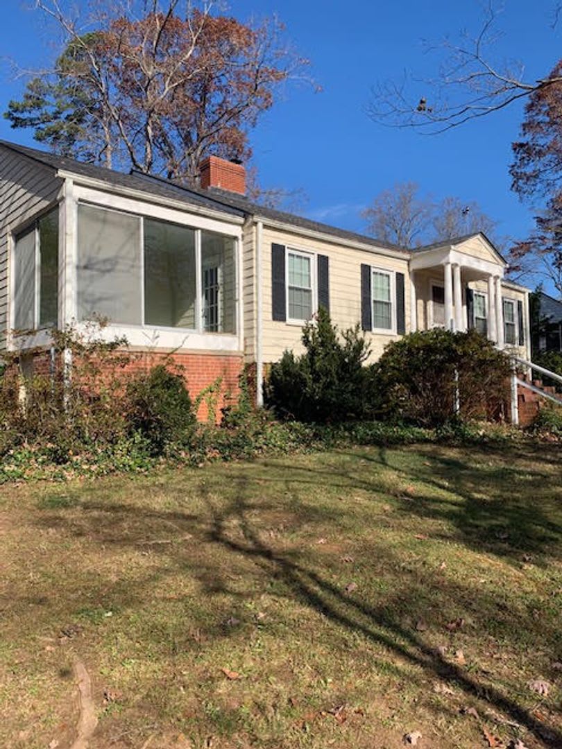 House – photo 2