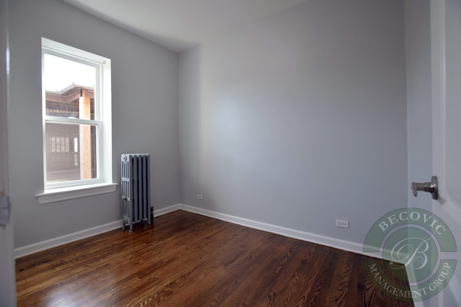 1724 W Juneway Terrace – photo 3