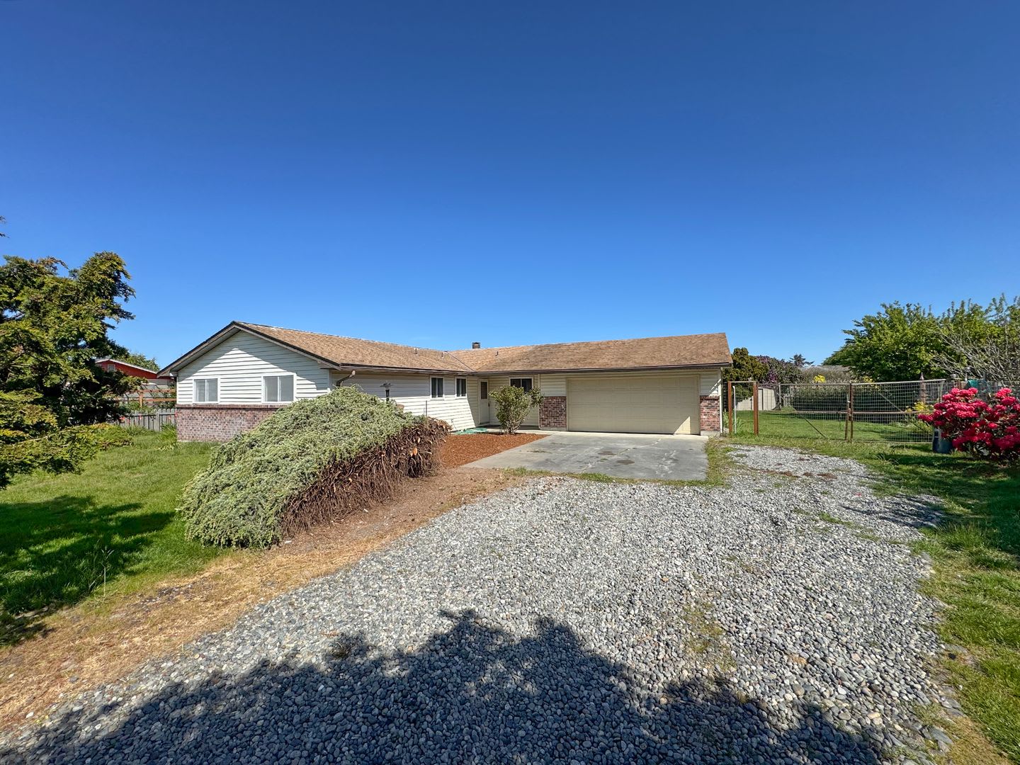 Dungeness Area Home for Lease – photo 2