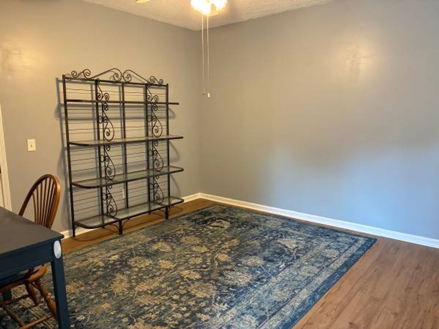 Charming 1 Bedroom 1 Bath Apartment In Wilmington Nc Offering Convenient Living With Utilities Included – photo 2