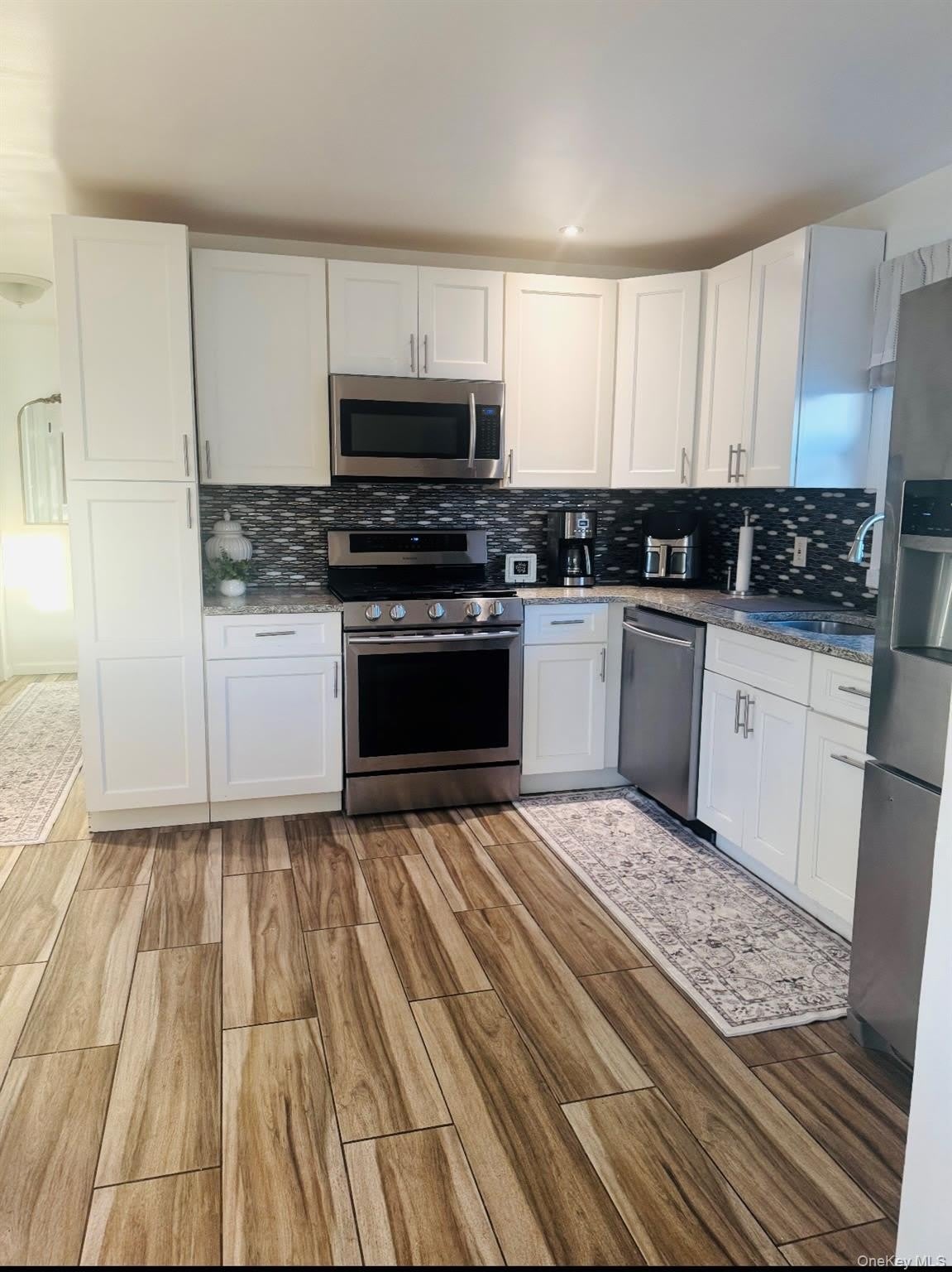 472 Kirkman Avenue – photo 5