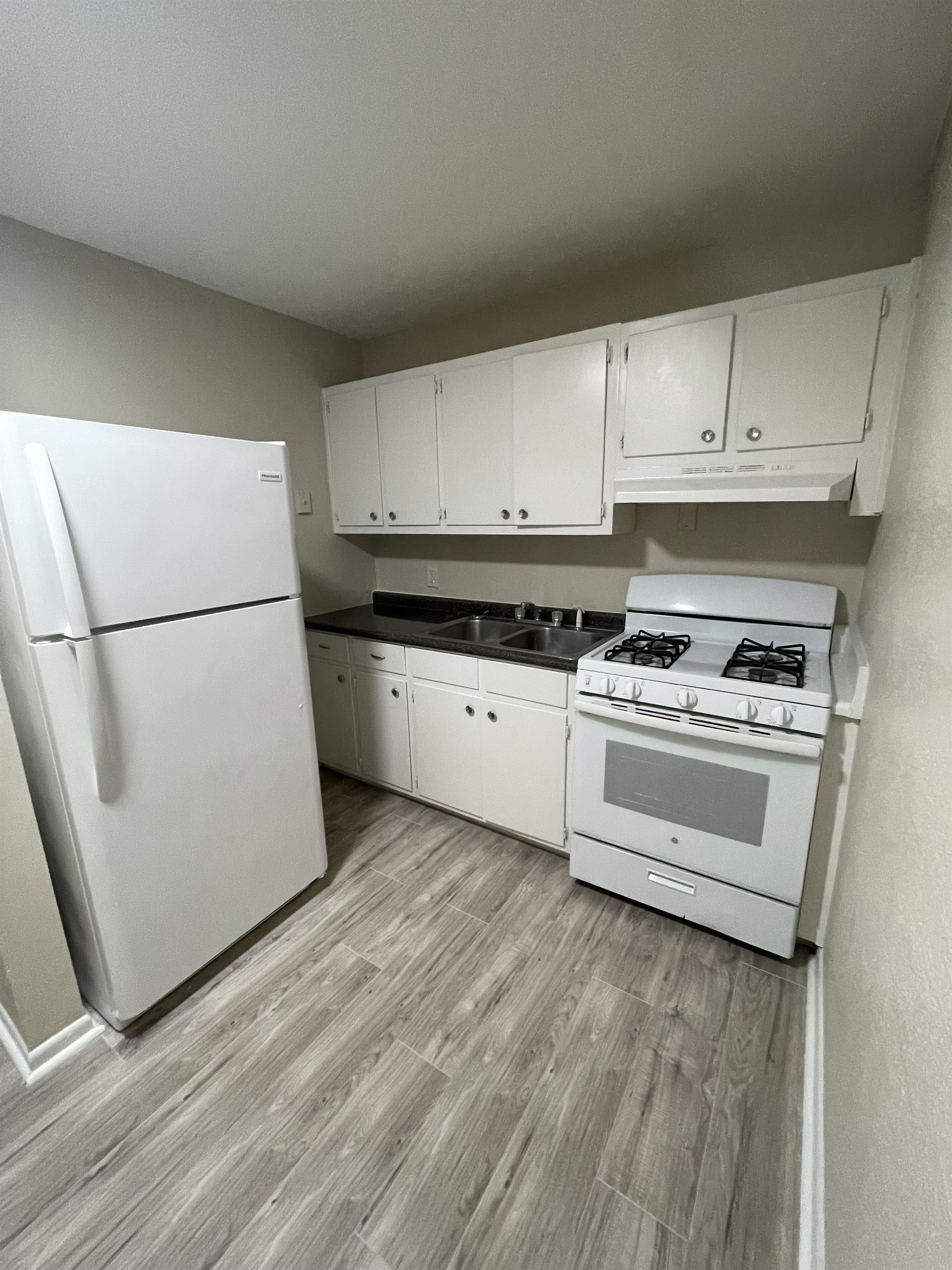 3512 Saint John Street-101 – photo 5