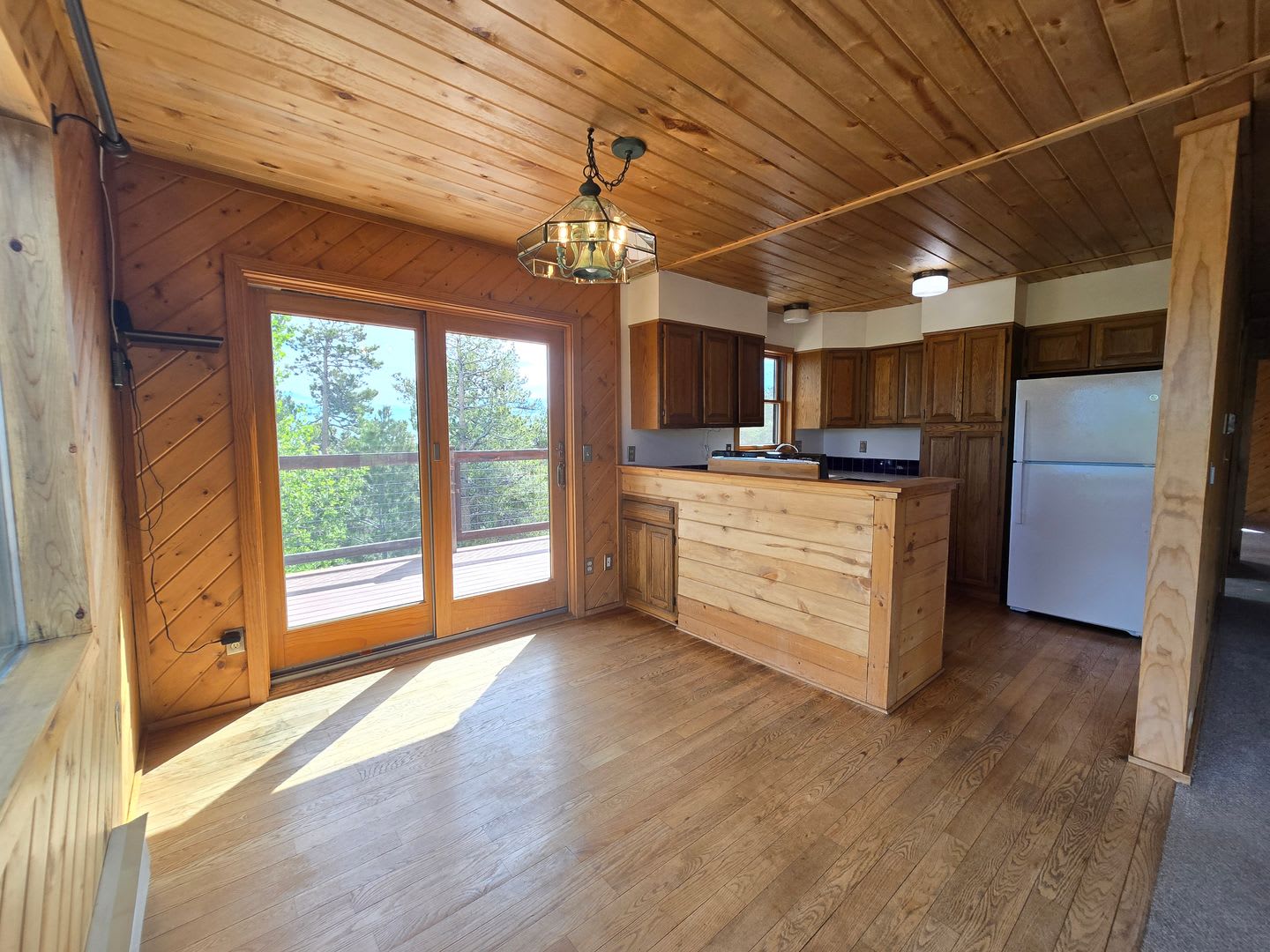 Available Now 2 Bedroom Mountain House Oasis – photo 5